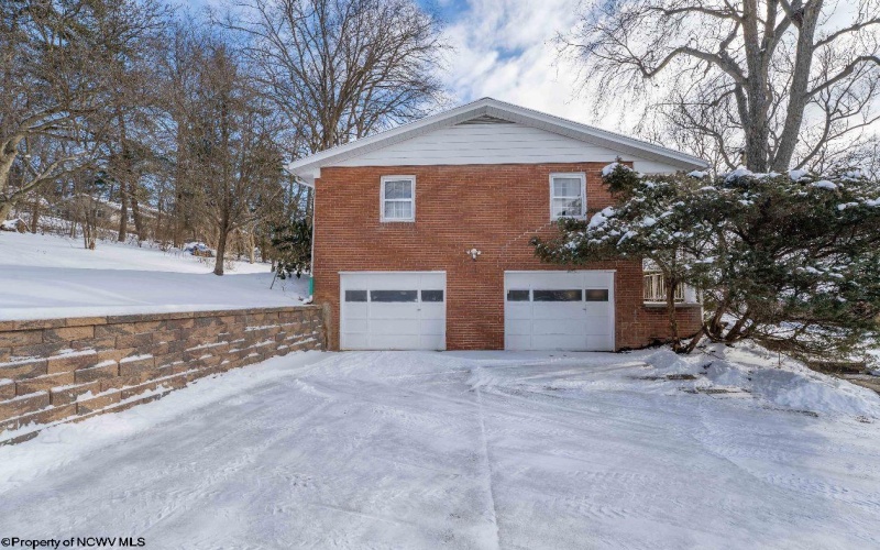 648 Vista Place, Morgantown, West Virginia 26505, 3 Bedrooms Bedrooms, 6 Rooms Rooms,2 BathroomsBathrooms,Single Family Detached,For Sale,Vista,10163220