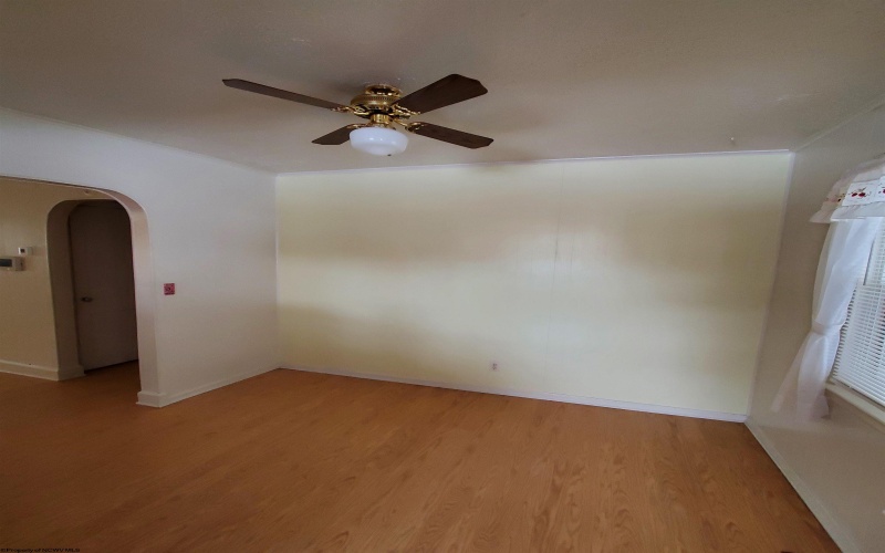 325 Central Street, Elkins, West Virginia 26241, 2 Bedrooms Bedrooms, 6 Rooms Rooms,2 BathroomsBathrooms,Single Family Detached,For Sale,Central,10163185