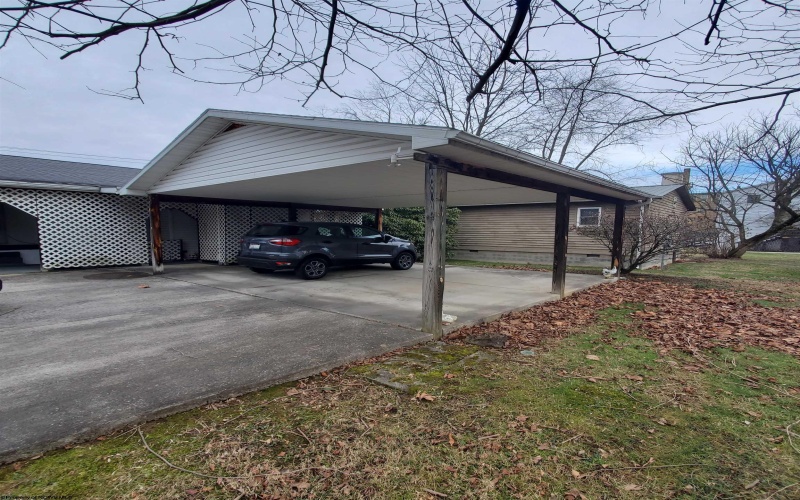 325 Central Street, Elkins, West Virginia 26241, 2 Bedrooms Bedrooms, 6 Rooms Rooms,2 BathroomsBathrooms,Single Family Detached,For Sale,Central,10163185