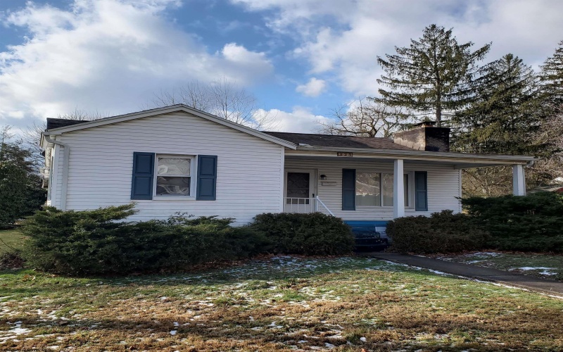 325 Central Street, Elkins, West Virginia 26241, 2 Bedrooms Bedrooms, 6 Rooms Rooms,2 BathroomsBathrooms,Single Family Detached,For Sale,Central,10163185