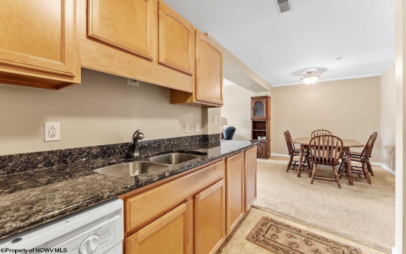 1117 University Avenue, Morgantown, West Virginia 26505, 1 Bedroom Bedrooms, 4 Rooms Rooms,1 BathroomBathrooms,Single Family Attached,For Sale,University,10162114