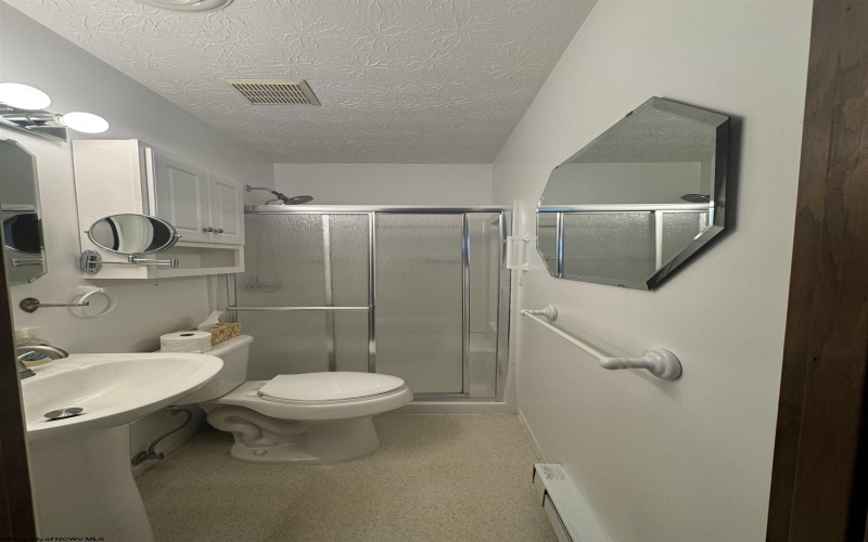 484 Red Knob Road, Buckhannon, West Virginia 26201, 4 Bedrooms Bedrooms, 8 Rooms Rooms,3 BathroomsBathrooms,Single Family Detached,For Sale,Red Knob,10161308