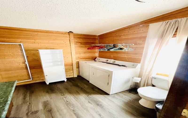 13 Southgate Drive, Fairmont, West Virginia 26554, 3 Bedrooms Bedrooms, 5 Rooms Rooms,2 BathroomsBathrooms,Single Family Detached,For Sale,Southgate,10163227