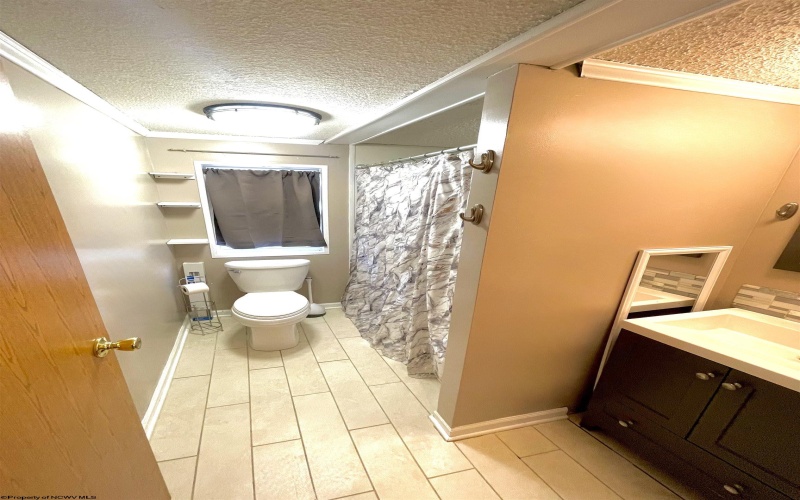 13 Southgate Drive, Fairmont, West Virginia 26554, 3 Bedrooms Bedrooms, 5 Rooms Rooms,2 BathroomsBathrooms,Single Family Detached,For Sale,Southgate,10163227