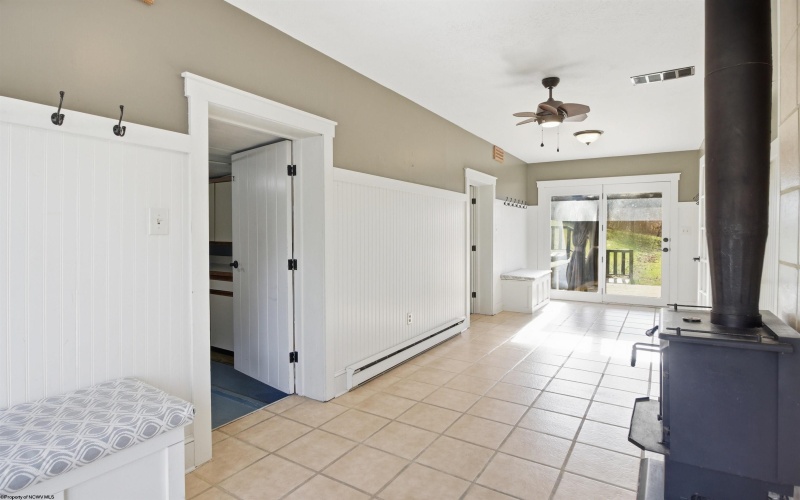 130 Saint Francis Way, Bridgeport, West Virginia 26330, 4 Bedrooms Bedrooms, 9 Rooms Rooms,3 BathroomsBathrooms,Single Family Detached,For Sale,Saint Francis,10163231