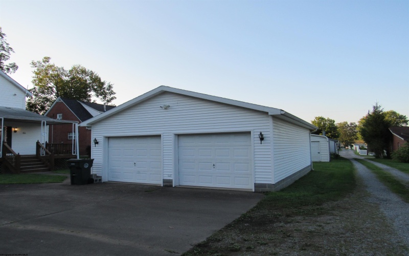 146 Barbour Street, Buckhannon, West Virginia 26201-2350, 3 Bedrooms Bedrooms, 7 Rooms Rooms,2 BathroomsBathrooms,Single Family Detached,For Sale,Barbour,10160694