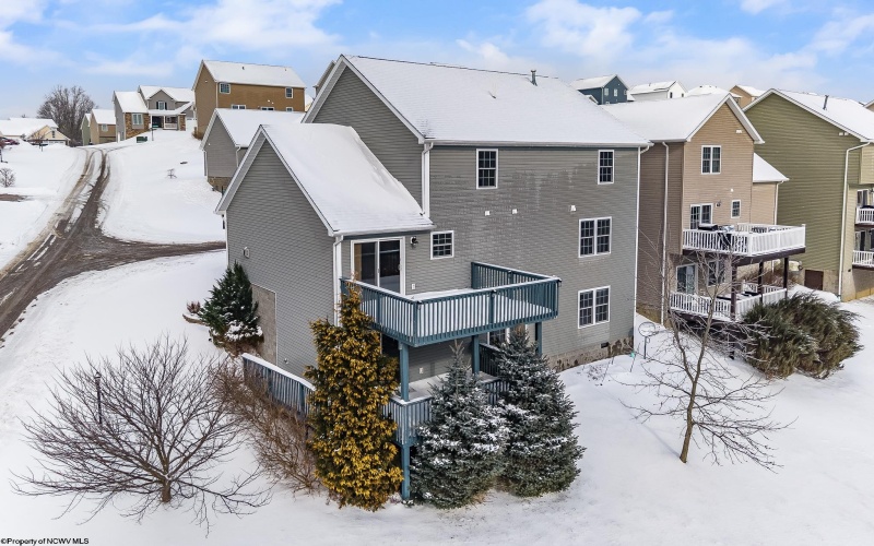 39 Sundance Drive, Morgantown, West Virginia 26508, 6 Bedrooms Bedrooms, 9 Rooms Rooms,3 BathroomsBathrooms,Single Family Detached,For Sale,Sundance,10163233