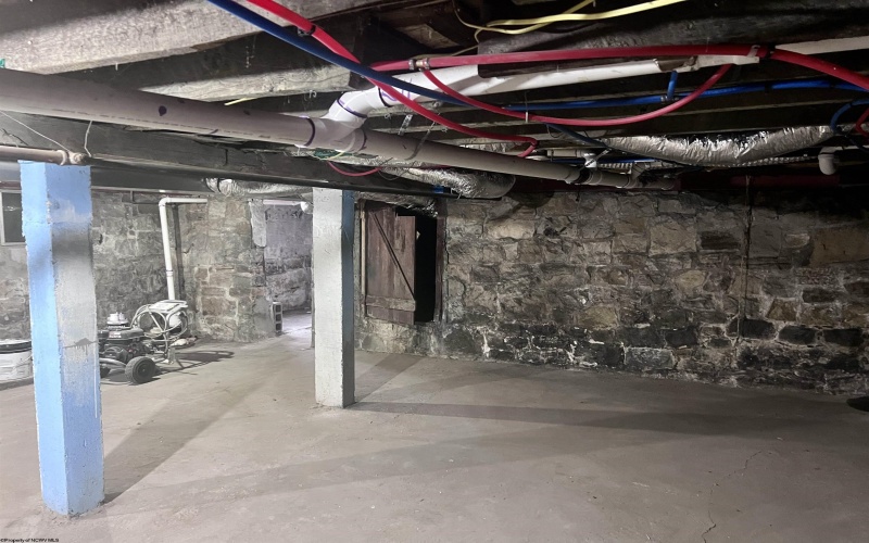 119 Heavner Avenue, Elkins, West Virginia 26241-9999, 4 Bedrooms Bedrooms, 10 Rooms Rooms,2 BathroomsBathrooms,Single Family Detached,For Sale,Heavner,10163236