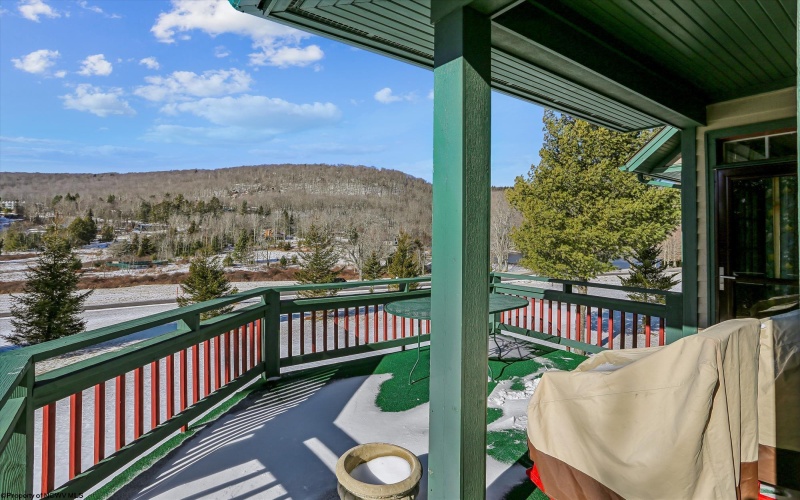 53 Park Drive, Davis, West Virginia 26260, 5 Bedrooms Bedrooms, 9 Rooms Rooms,4 BathroomsBathrooms,Single Family Detached,For Sale,Park,10163031