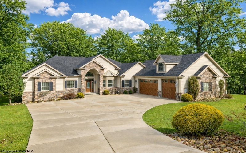 2063 Anna Furnace Circle, Morgantown, West Virginia 26508, 4 Bedrooms Bedrooms, 11 Rooms Rooms,3 BathroomsBathrooms,Single Family Detached,For Sale,Anna Furnace,10163234