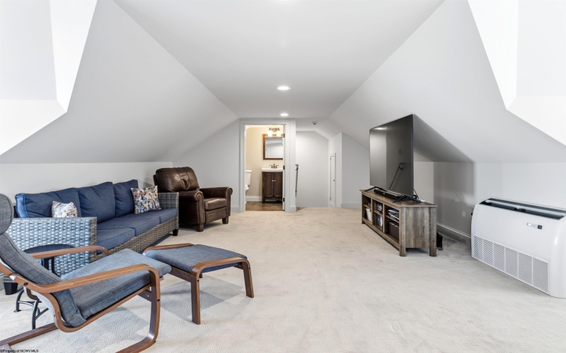 2063 Anna Furnace Circle, Morgantown, West Virginia 26508, 4 Bedrooms Bedrooms, 11 Rooms Rooms,3 BathroomsBathrooms,Single Family Detached,For Sale,Anna Furnace,10163234