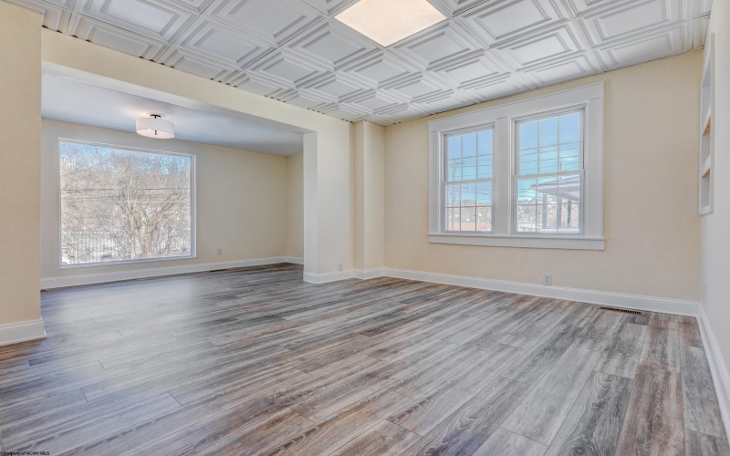 59 Monongahela Avenue, Westover, West Virginia 26501, 3 Bedrooms Bedrooms, 7 Rooms Rooms,2 BathroomsBathrooms,Single Family Detached,For Sale,Monongahela,10163237