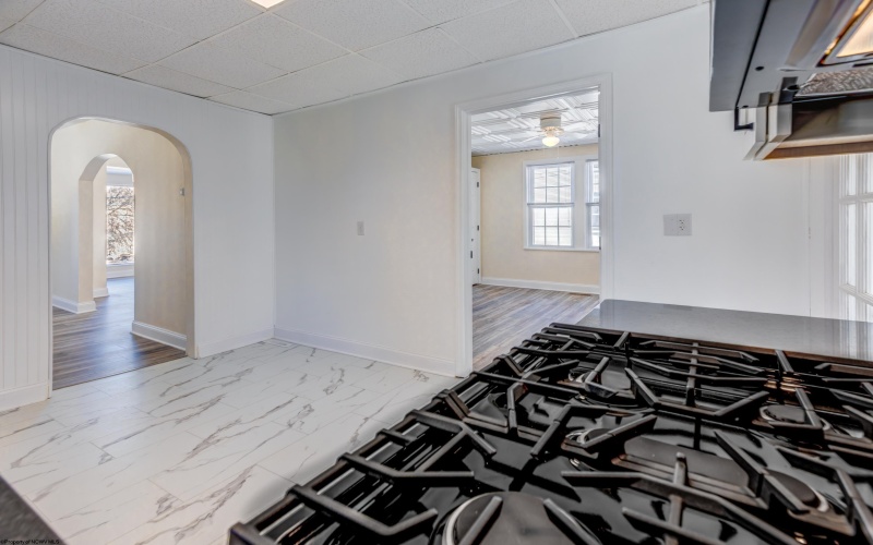 59 Monongahela Avenue, Westover, West Virginia 26501, 3 Bedrooms Bedrooms, 7 Rooms Rooms,2 BathroomsBathrooms,Single Family Detached,For Sale,Monongahela,10163237