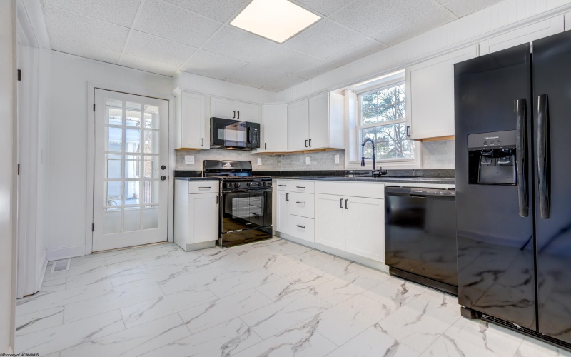 59 Monongahela Avenue, Westover, West Virginia 26501, 3 Bedrooms Bedrooms, 7 Rooms Rooms,2 BathroomsBathrooms,Single Family Detached,For Sale,Monongahela,10163237