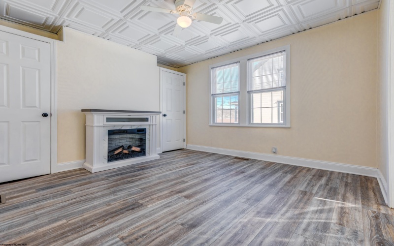 59 Monongahela Avenue, Westover, West Virginia 26501, 3 Bedrooms Bedrooms, 7 Rooms Rooms,2 BathroomsBathrooms,Single Family Detached,For Sale,Monongahela,10163237