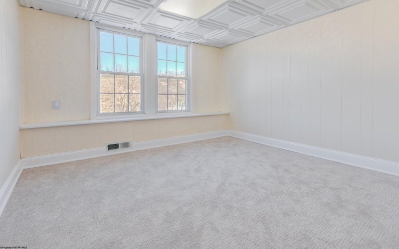 59 Monongahela Avenue, Westover, West Virginia 26501, 3 Bedrooms Bedrooms, 7 Rooms Rooms,2 BathroomsBathrooms,Single Family Detached,For Sale,Monongahela,10163237