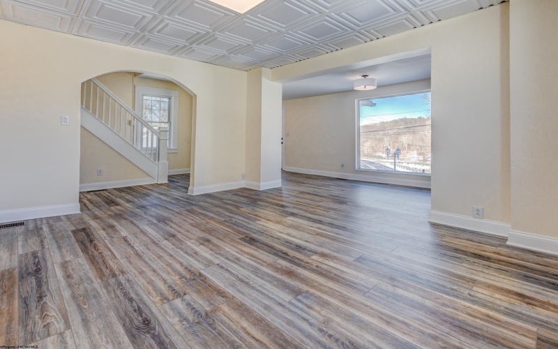 59 Monongahela Avenue, Westover, West Virginia 26501, 3 Bedrooms Bedrooms, 7 Rooms Rooms,2 BathroomsBathrooms,Single Family Detached,For Sale,Monongahela,10163237