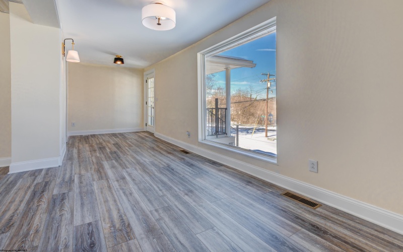 59 Monongahela Avenue, Westover, West Virginia 26501, 3 Bedrooms Bedrooms, 7 Rooms Rooms,2 BathroomsBathrooms,Single Family Detached,For Sale,Monongahela,10163237