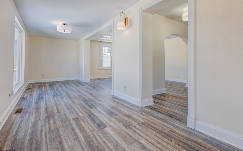 59 Monongahela Avenue, Westover, West Virginia 26501, 3 Bedrooms Bedrooms, 7 Rooms Rooms,2 BathroomsBathrooms,Single Family Detached,For Sale,Monongahela,10163237