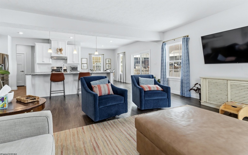 234 Falling Water Lane, Morgantown, West Virginia 26508, 4 Bedrooms Bedrooms, 8 Rooms Rooms,2 BathroomsBathrooms,Single Family Detached,For Sale,Falling Water,10163250