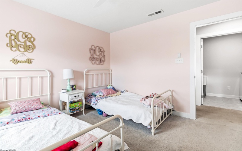 234 Falling Water Lane, Morgantown, West Virginia 26508, 4 Bedrooms Bedrooms, 8 Rooms Rooms,2 BathroomsBathrooms,Single Family Detached,For Sale,Falling Water,10163250