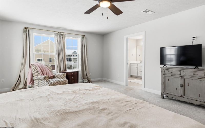 234 Falling Water Lane, Morgantown, West Virginia 26508, 4 Bedrooms Bedrooms, 8 Rooms Rooms,2 BathroomsBathrooms,Single Family Detached,For Sale,Falling Water,10163250