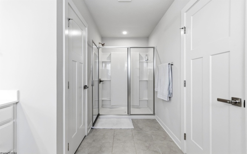 234 Falling Water Lane, Morgantown, West Virginia 26508, 4 Bedrooms Bedrooms, 8 Rooms Rooms,2 BathroomsBathrooms,Single Family Detached,For Sale,Falling Water,10163250