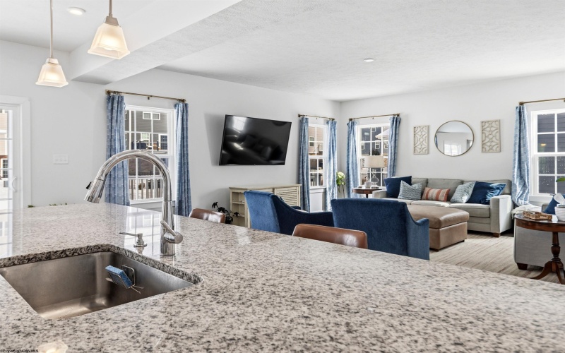 234 Falling Water Lane, Morgantown, West Virginia 26508, 4 Bedrooms Bedrooms, 8 Rooms Rooms,2 BathroomsBathrooms,Single Family Detached,For Sale,Falling Water,10163250