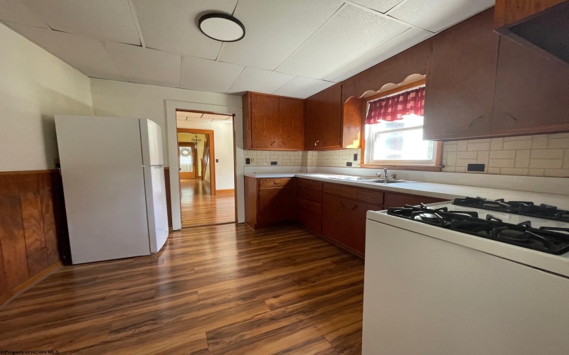 46 Florida Street, Buckhannon, West Virginia 26201-2887, 1 Bedroom Bedrooms, 4 Rooms Rooms,1 BathroomBathrooms,Residential Rentals,For Rent,Florida,10163248