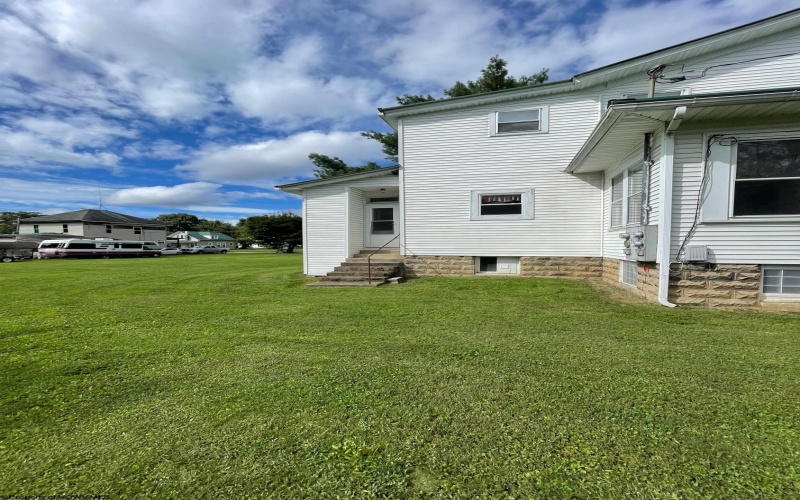 46 Florida Street, Buckhannon, West Virginia 26201-2887, 1 Bedroom Bedrooms, 4 Rooms Rooms,1 BathroomBathrooms,Residential Rentals,For Rent,Florida,10163248