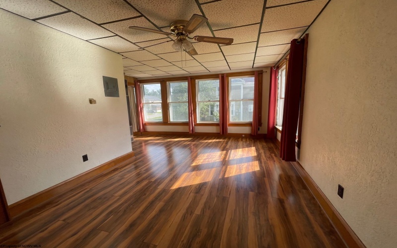 46 Florida Street, Buckhannon, West Virginia 26201-2887, 1 Bedroom Bedrooms, 4 Rooms Rooms,1 BathroomBathrooms,Residential Rentals,For Rent,Florida,10163248