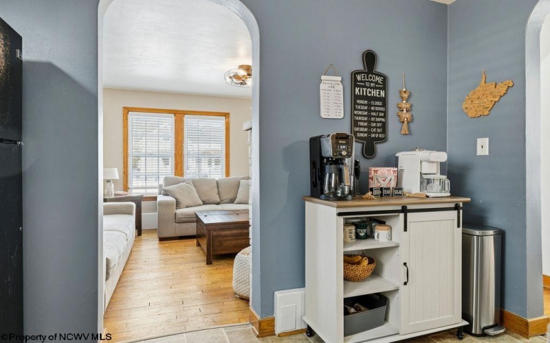 1511 Franklin Avenue, Clarksburg, West Virginia 26301, 2 Bedrooms Bedrooms, 6 Rooms Rooms,1 BathroomBathrooms,Single Family Detached,For Sale,Franklin,10163249