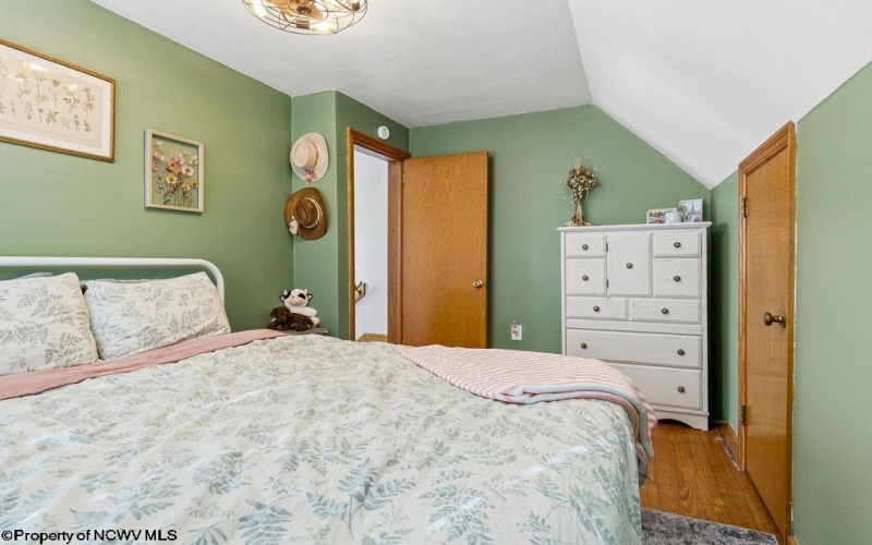 1511 Franklin Avenue, Clarksburg, West Virginia 26301, 2 Bedrooms Bedrooms, 6 Rooms Rooms,1 BathroomBathrooms,Single Family Detached,For Sale,Franklin,10163249