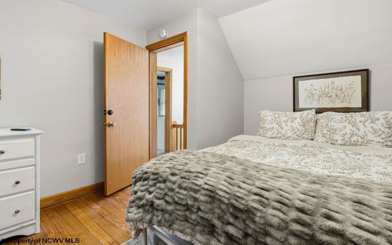 1511 Franklin Avenue, Clarksburg, West Virginia 26301, 2 Bedrooms Bedrooms, 6 Rooms Rooms,1 BathroomBathrooms,Single Family Detached,For Sale,Franklin,10163249