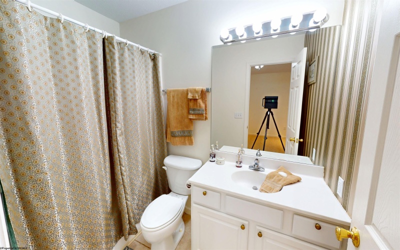 213 Palisades Drive, Morgantown, West Virginia 26505, 3 Bedrooms Bedrooms, 8 Rooms Rooms,2 BathroomsBathrooms,Single Family Attached,For Sale,Palisades,10163254