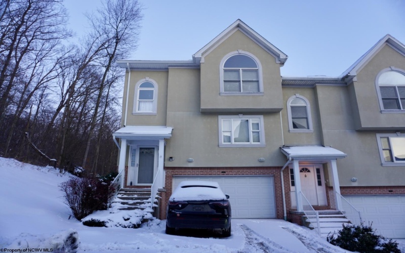 213 Palisades Drive, Morgantown, West Virginia 26505, 3 Bedrooms Bedrooms, 8 Rooms Rooms,2 BathroomsBathrooms,Single Family Attached,For Sale,Palisades,10163254