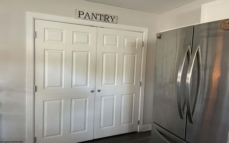 1 Knapp Street, Elkins, West Virginia 26241, 3 Bedrooms Bedrooms, 6 Rooms Rooms,1 BathroomBathrooms,Single Family Detached,For Sale,Knapp,10162637