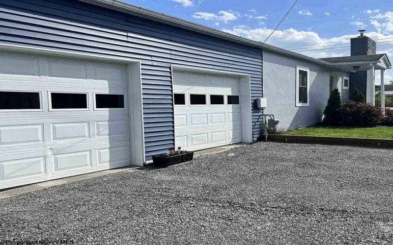 1 Knapp Street, Elkins, West Virginia 26241, 3 Bedrooms Bedrooms, 6 Rooms Rooms,1 BathroomBathrooms,Single Family Detached,For Sale,Knapp,10162637