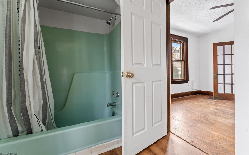 621 Alma Street, Morgantown, West Virginia 26501, 3 Bedrooms Bedrooms, 6 Rooms Rooms,2 BathroomsBathrooms,Single Family Detached,For Sale,Alma,10163257