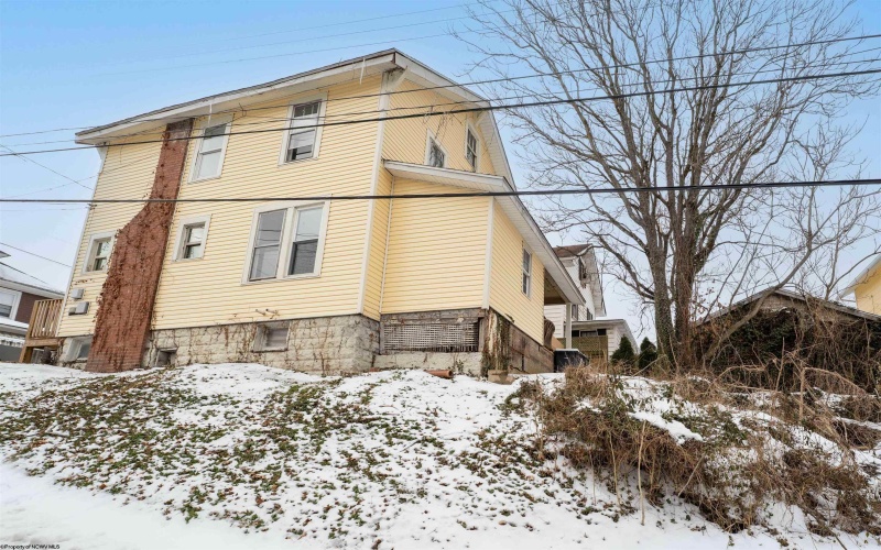 621 Alma Street, Morgantown, West Virginia 26501, 3 Bedrooms Bedrooms, 6 Rooms Rooms,2 BathroomsBathrooms,Single Family Detached,For Sale,Alma,10163257