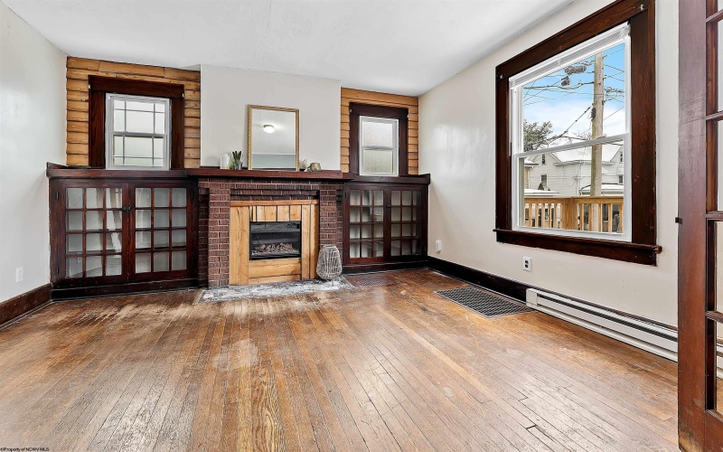 621 Alma Street, Morgantown, West Virginia 26501, 3 Bedrooms Bedrooms, 6 Rooms Rooms,2 BathroomsBathrooms,Single Family Detached,For Sale,Alma,10163257