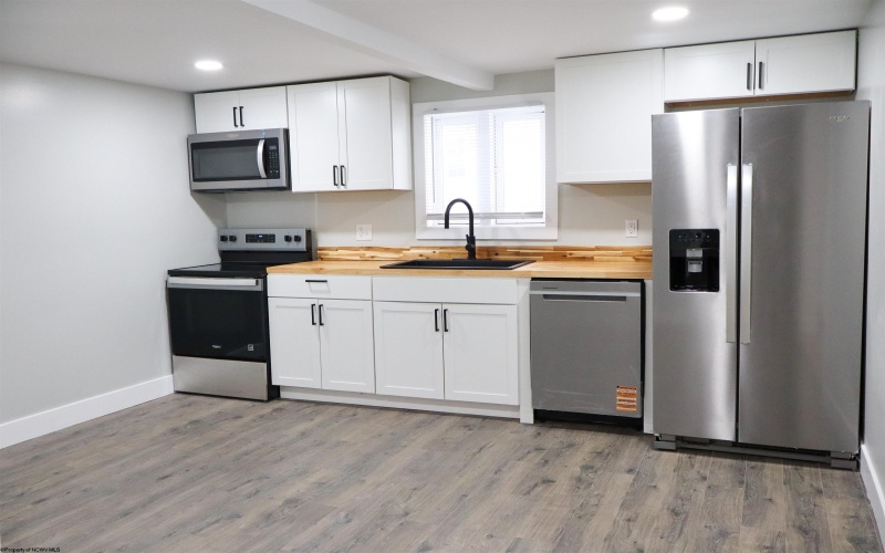 41 Jasper Street, Rivesville, West Virginia 26588, 2 Bedrooms Bedrooms, 6 Rooms Rooms,1 BathroomBathrooms,Single Family Detached,For Sale,Jasper,10163269