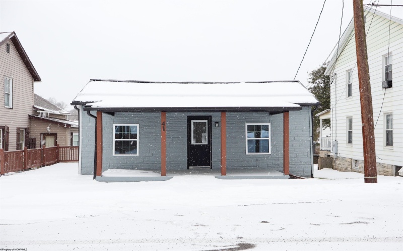 41 Jasper Street, Rivesville, West Virginia 26588, 2 Bedrooms Bedrooms, 6 Rooms Rooms,1 BathroomBathrooms,Single Family Detached,For Sale,Jasper,10163269