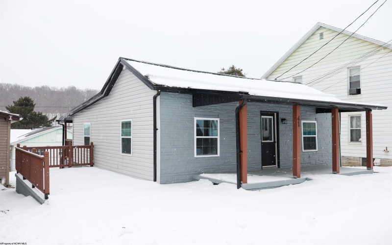 41 Jasper Street, Rivesville, West Virginia 26588, 2 Bedrooms Bedrooms, 6 Rooms Rooms,1 BathroomBathrooms,Single Family Detached,For Sale,Jasper,10163269