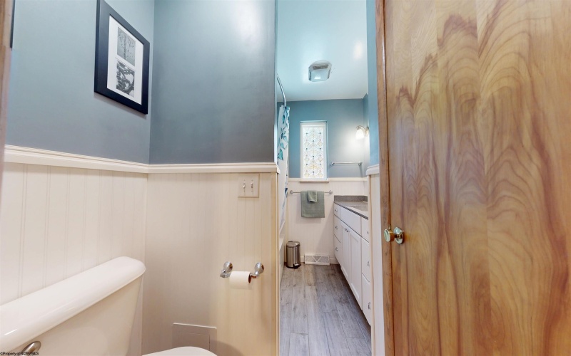 929 Pine Hill Drive, Fairmont, West Virginia 26554, 4 Bedrooms Bedrooms, 10 Rooms Rooms,2 BathroomsBathrooms,Single Family Detached,For Sale,Pine Hill,10163261