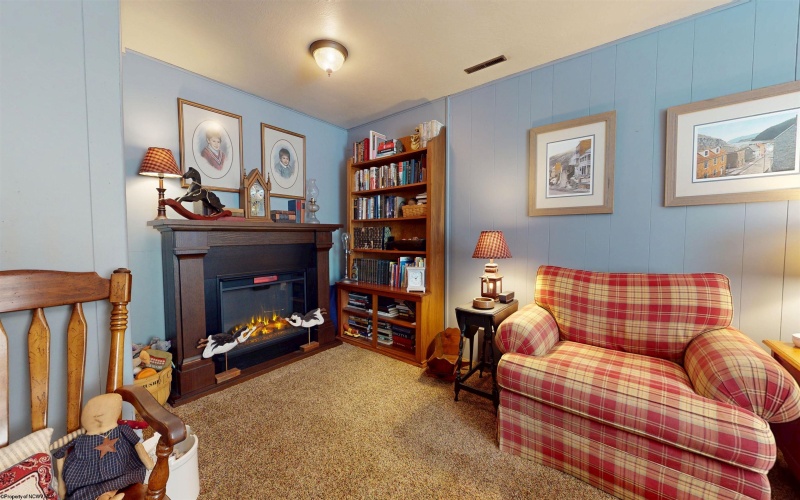 929 Pine Hill Drive, Fairmont, West Virginia 26554, 4 Bedrooms Bedrooms, 10 Rooms Rooms,2 BathroomsBathrooms,Single Family Detached,For Sale,Pine Hill,10163261