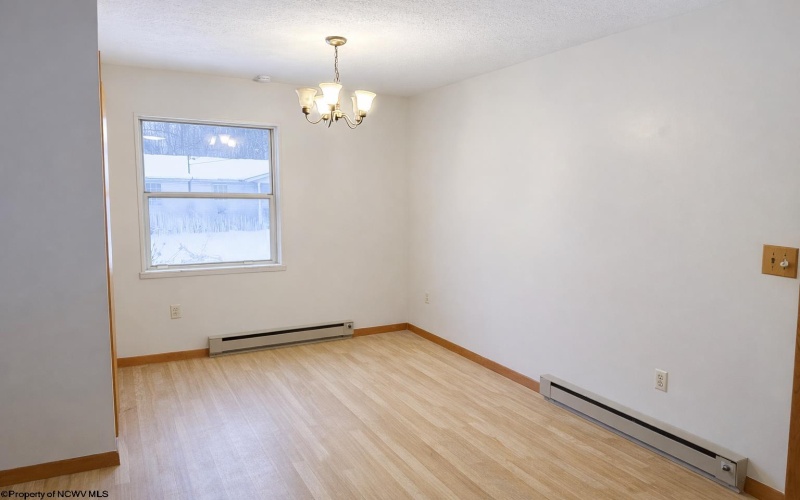 119 Riverview Heights, Weston, West Virginia 26452, 3 Bedrooms Bedrooms, 5 Rooms Rooms,1 BathroomBathrooms,Single Family Detached,For Sale,Riverview,10163259