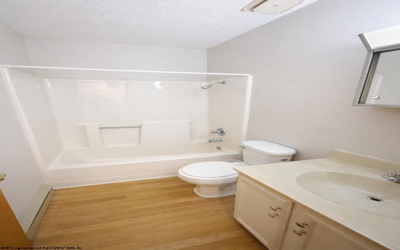 119 Riverview Heights, Weston, West Virginia 26452, 3 Bedrooms Bedrooms, 5 Rooms Rooms,1 BathroomBathrooms,Single Family Detached,For Sale,Riverview,10163259