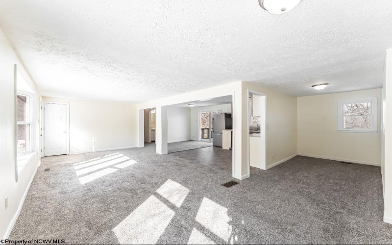 490 Ohio Avenue, Westover, West Virginia 26501, 3 Bedrooms Bedrooms, 9 Rooms Rooms,2 BathroomsBathrooms,Single Family Detached,For Sale,Ohio,10163260