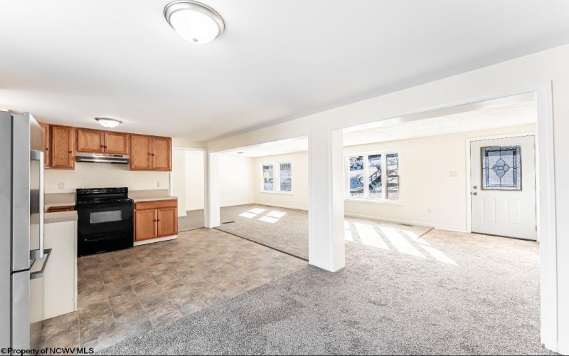 490 Ohio Avenue, Westover, West Virginia 26501, 3 Bedrooms Bedrooms, 9 Rooms Rooms,2 BathroomsBathrooms,Single Family Detached,For Sale,Ohio,10163260